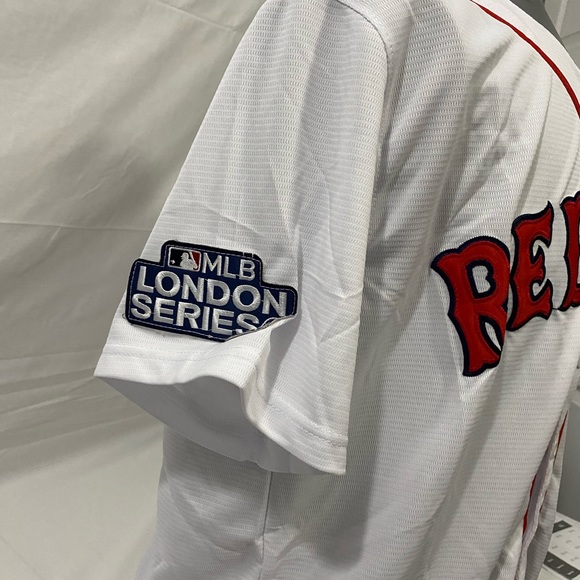 Red Sox #50 Mookie Betts Majestic Player Jersey - Picture 5 of 9